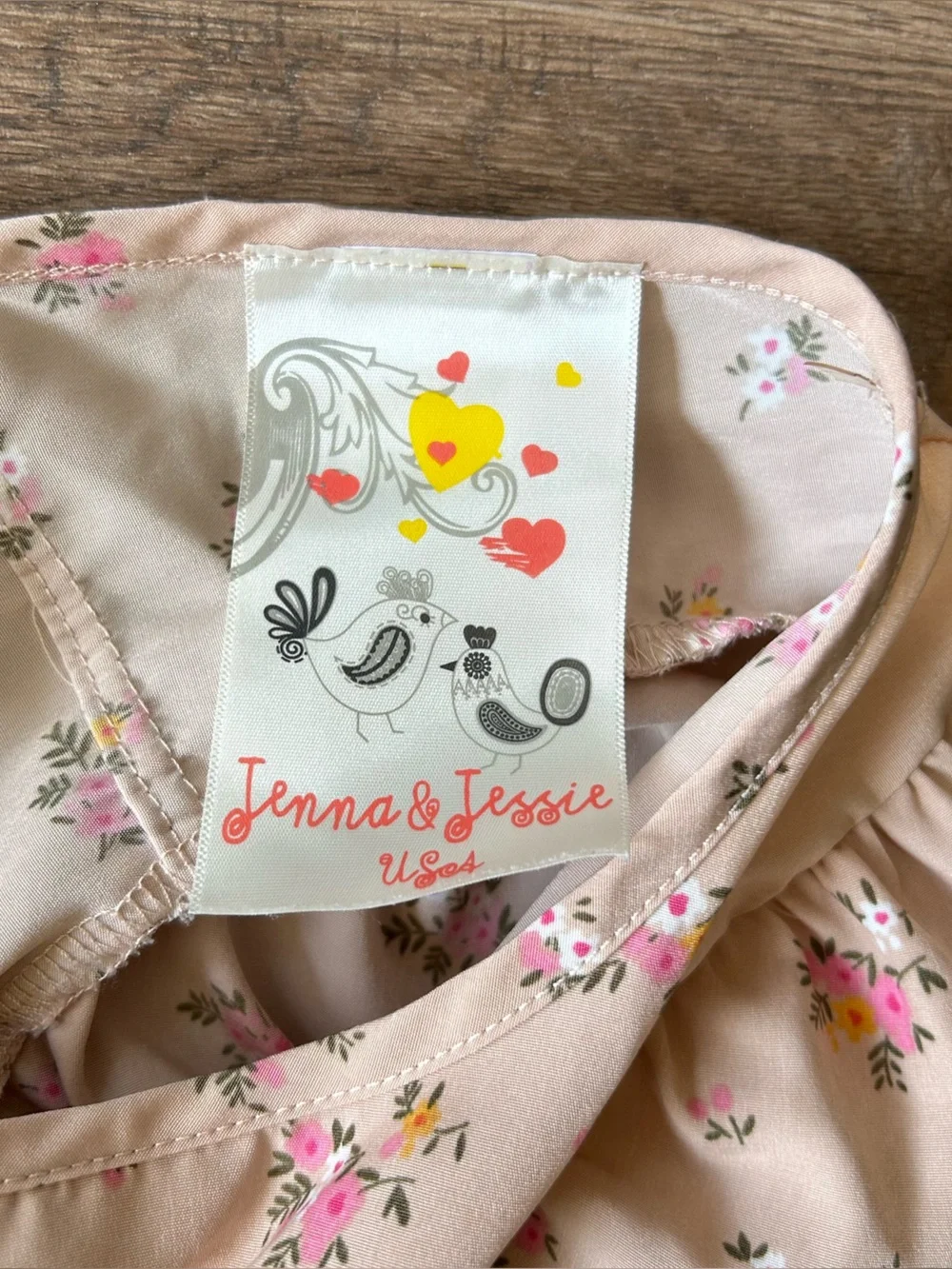 Jenna & Jessie|Girls Peach Floral Puff-Sleeve Bubble Dress sz 8